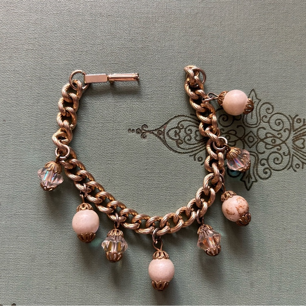 GORGEOUS MIDCENTURY vintage charm bracelet EXCELLENT